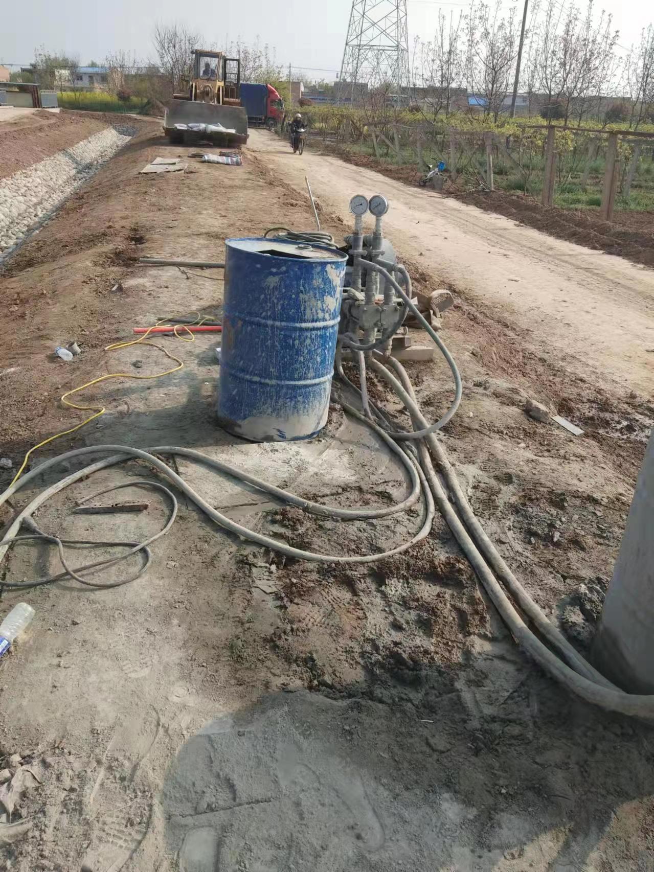 龙楼镇顶管注浆